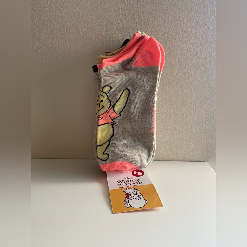 Disney Winnie the Pooh Casual Socks in Gray and Pink